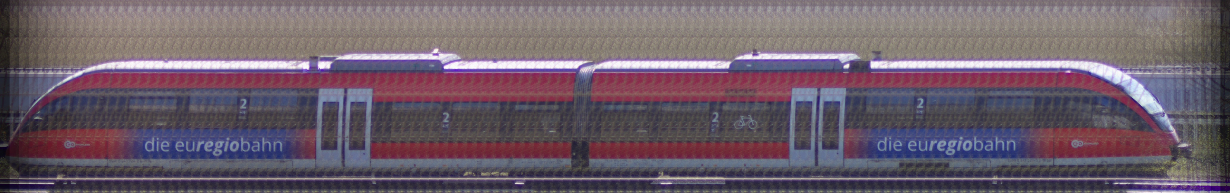 There should be a train photo here :'(