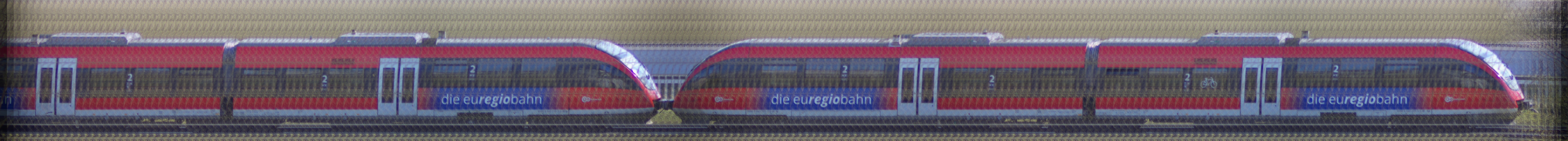 There should be a train photo here :'(