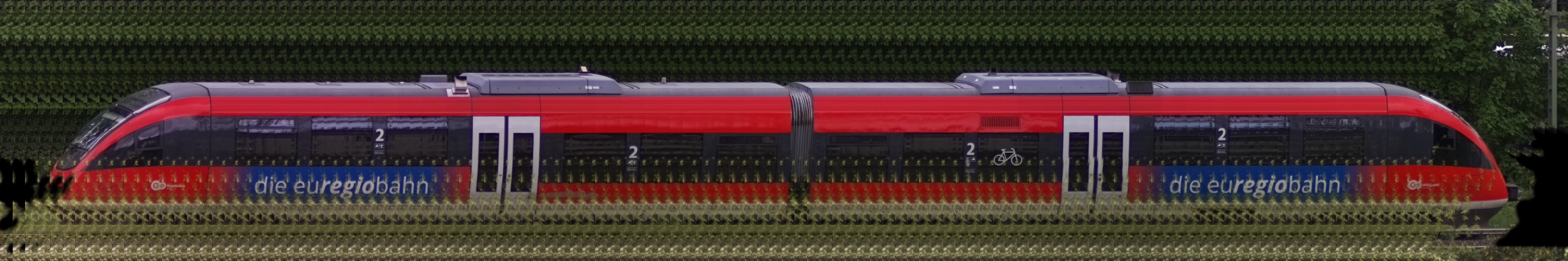 There should be a train photo here :'(