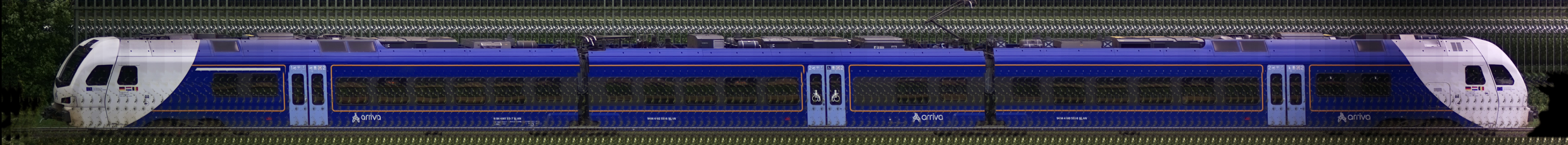 There should be a train photo here :'(
