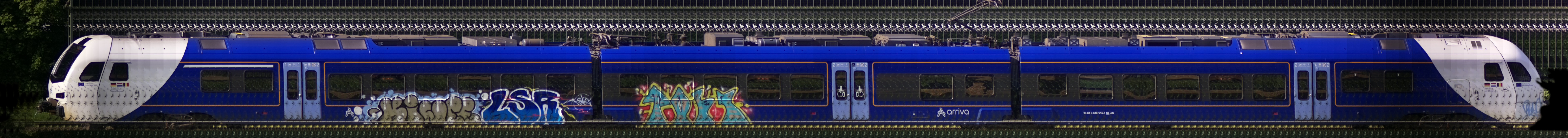 There should be a train photo here :'(