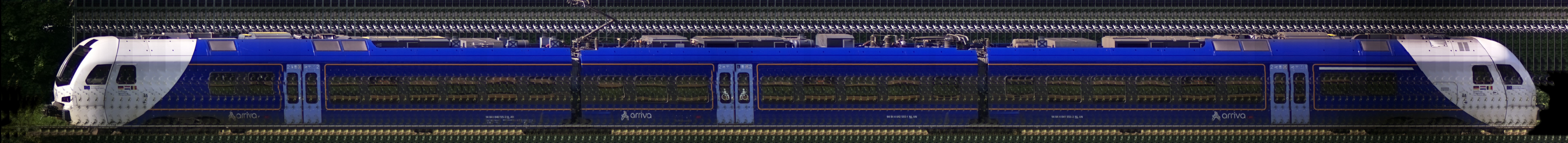 There should be a train photo here :'(
