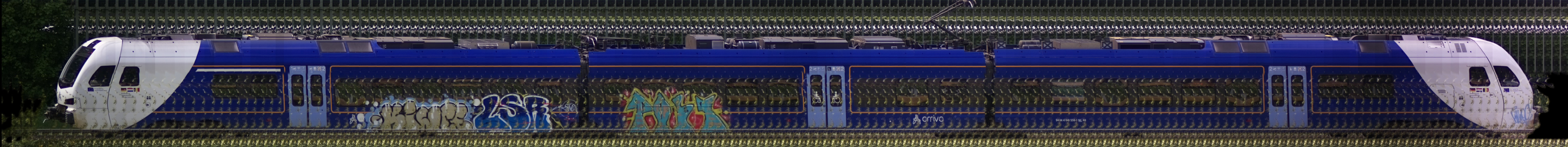 There should be a train photo here :'(