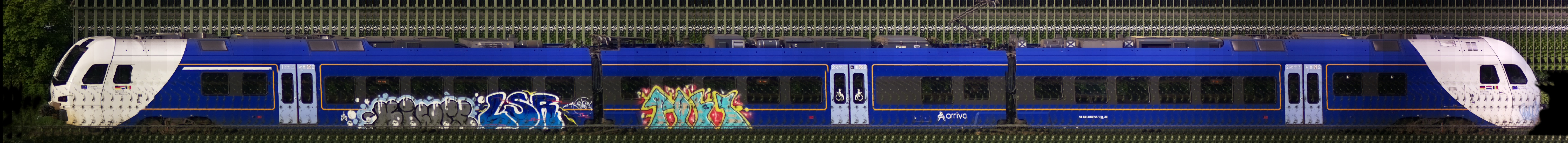 There should be a train photo here :'(