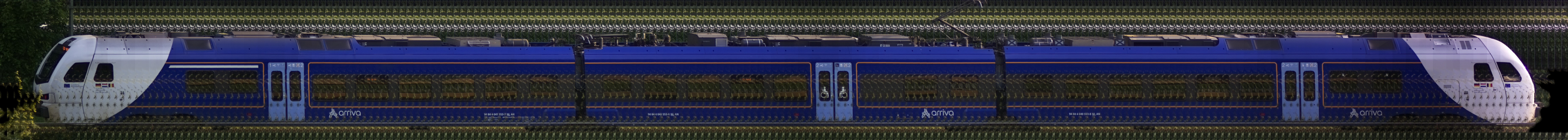 There should be a train photo here :'(