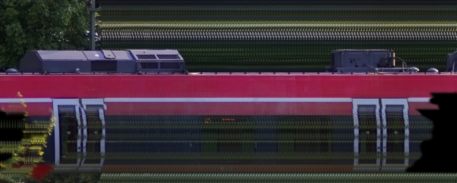 There should be a train photo here :'(