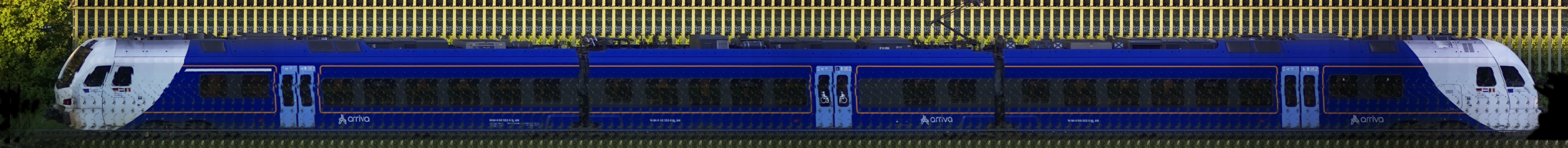 There should be a train photo here :'(