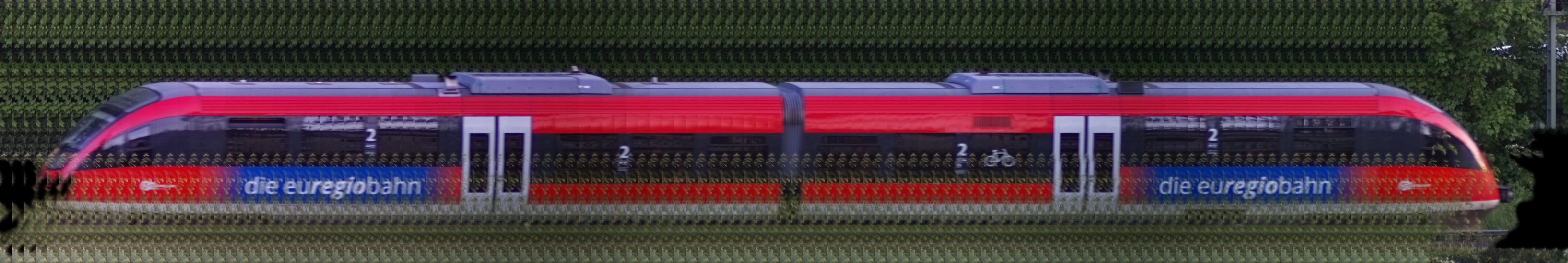 There should be a train photo here :'(