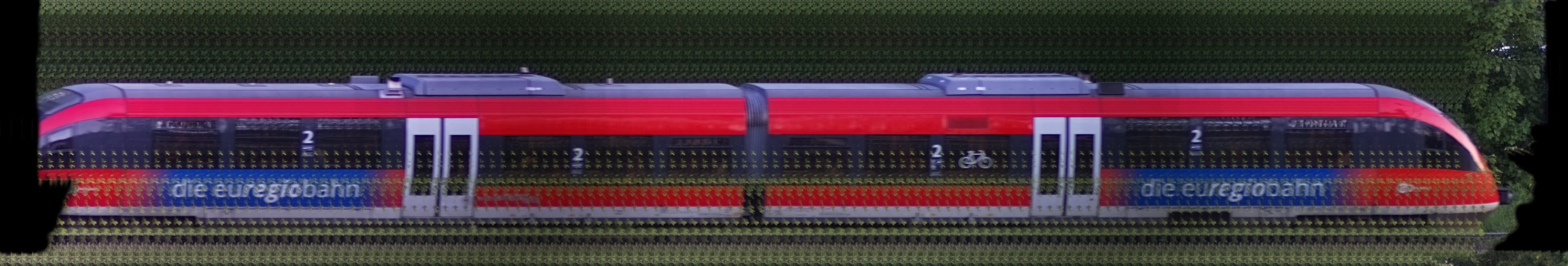 There should be a train photo here :'(