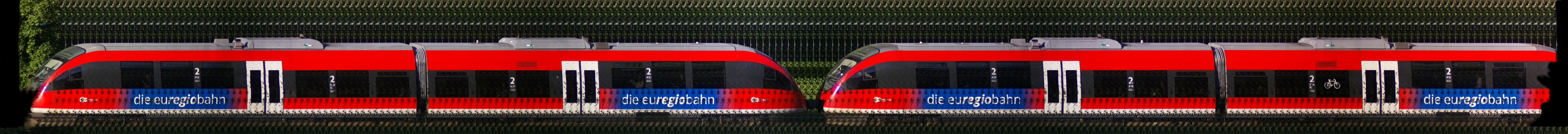 There should be a train photo here :'(