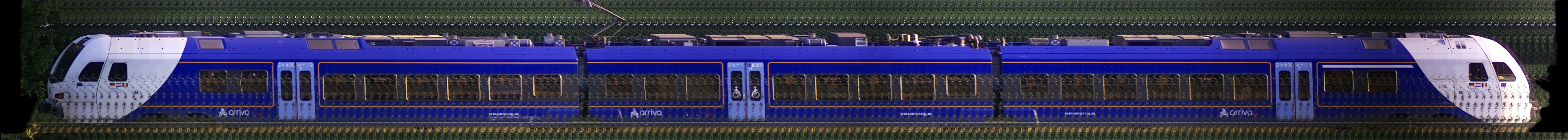 There should be a train photo here :'(