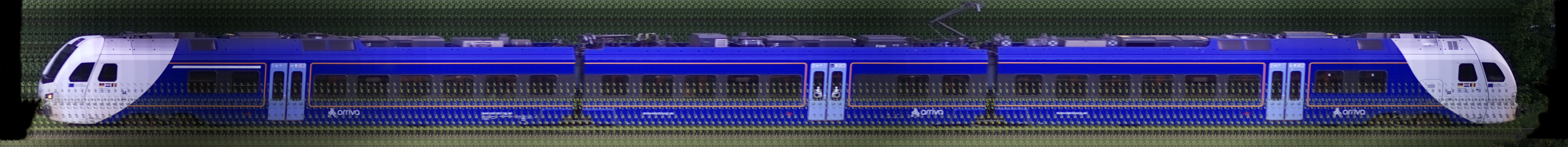 There should be a train photo here :'(