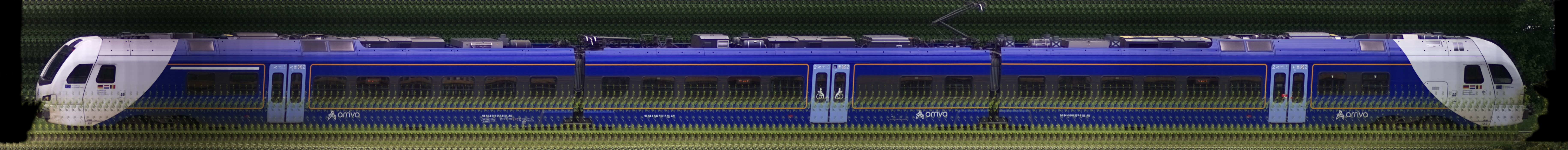 There should be a train photo here :'(