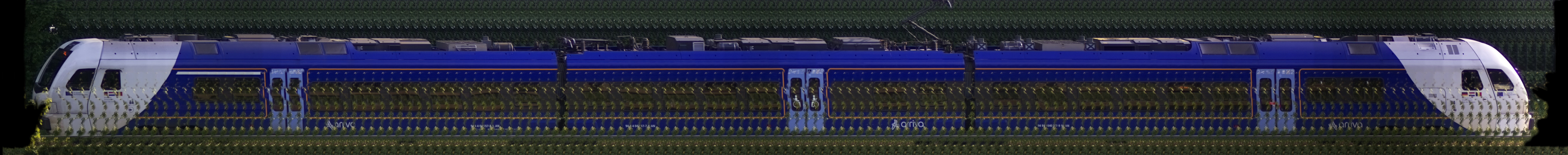 There should be a train photo here :'(