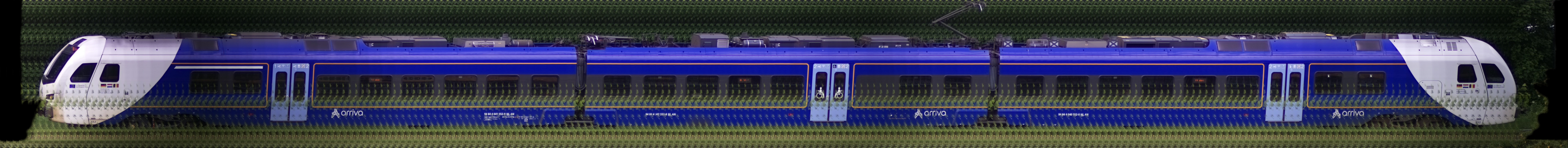 There should be a train photo here :'(