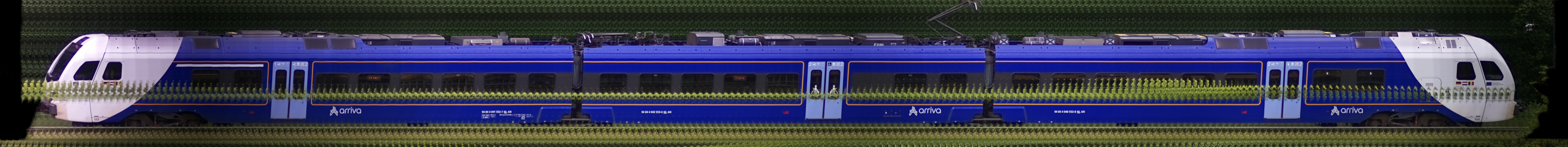 There should be a train photo here :'(