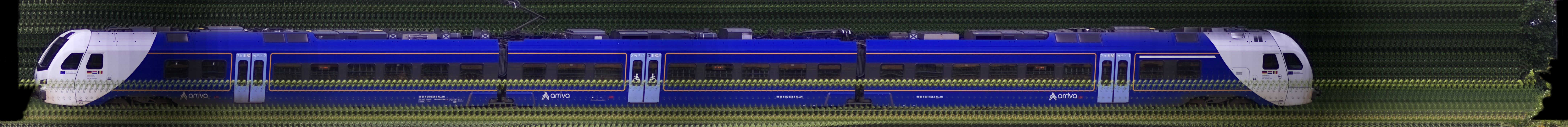 There should be a train photo here :'(