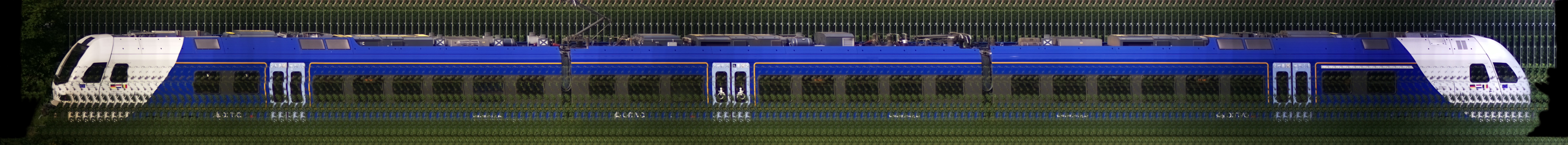 There should be a train photo here :'(