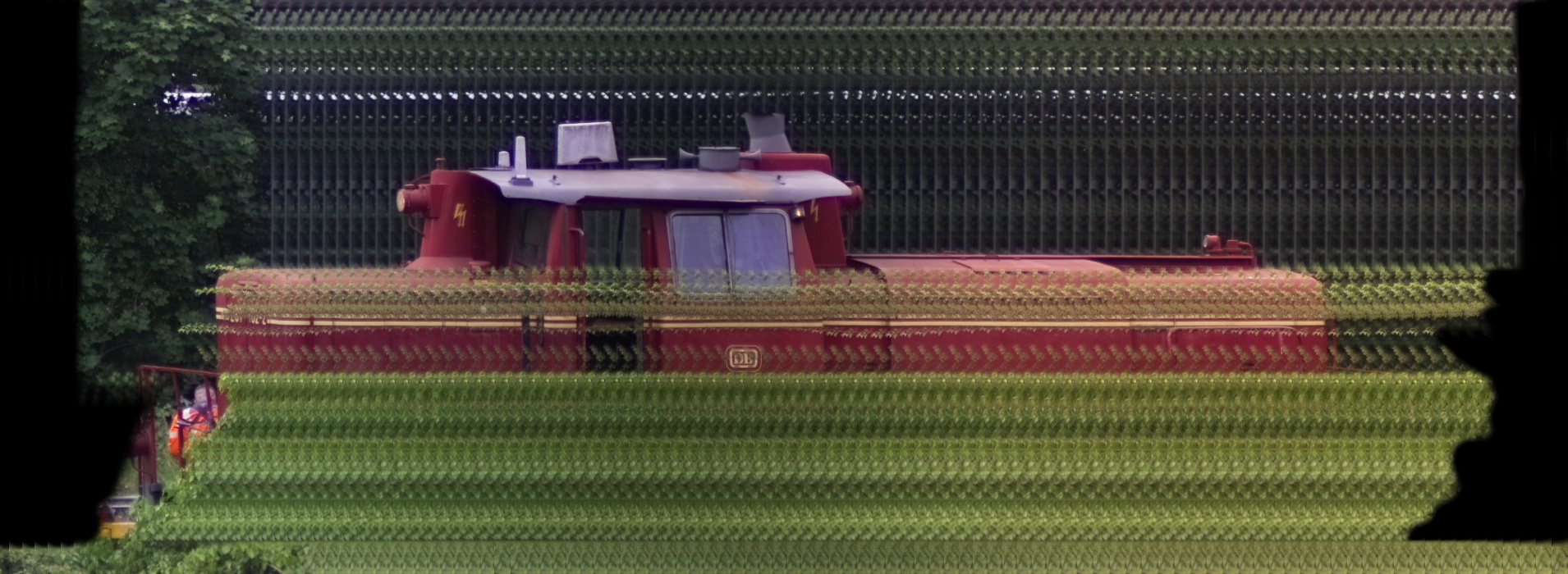 There should be a train photo here :'(