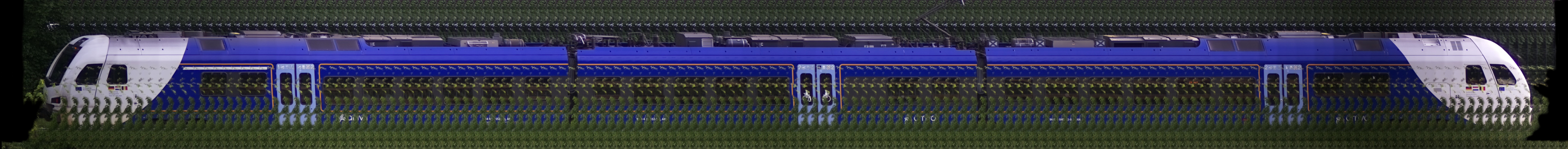 There should be a train photo here :'(