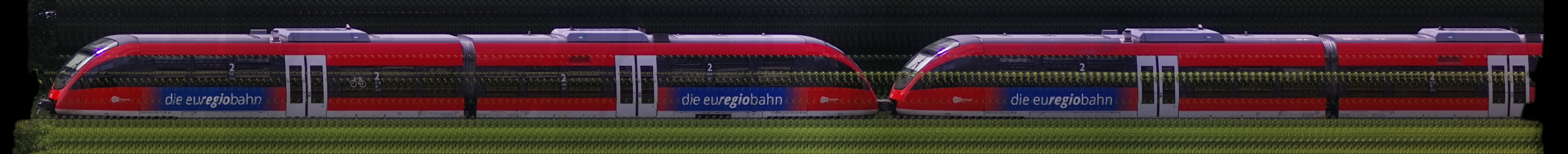 There should be a train photo here :'(