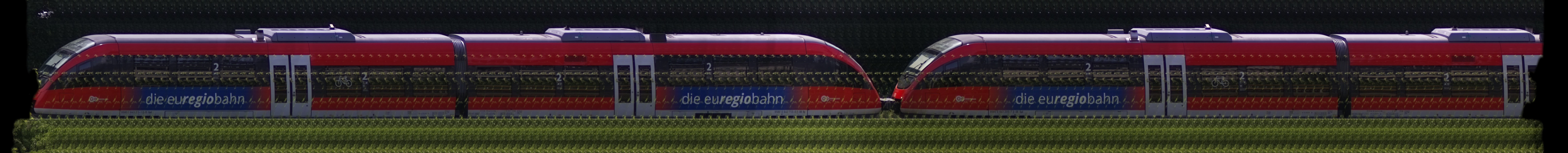 There should be a train photo here :'(