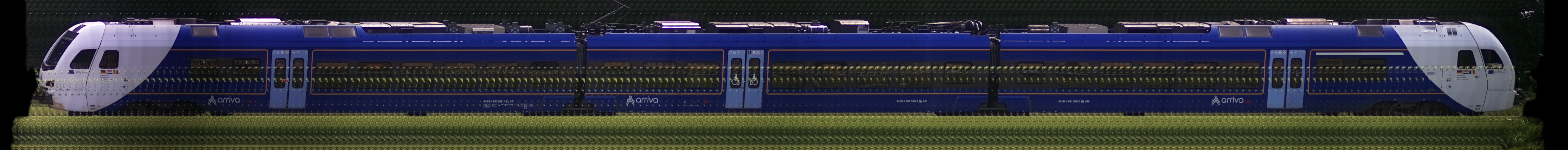 There should be a train photo here :'(
