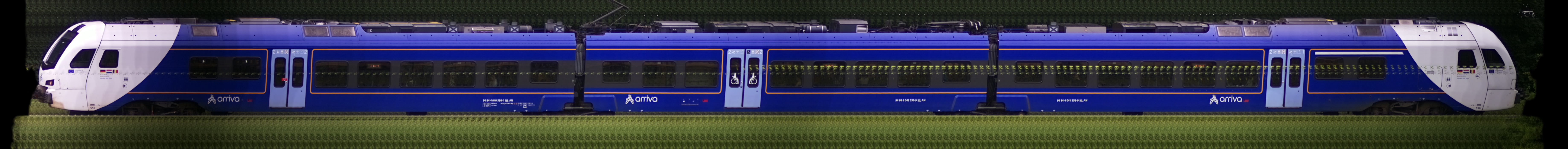 There should be a train photo here :'(