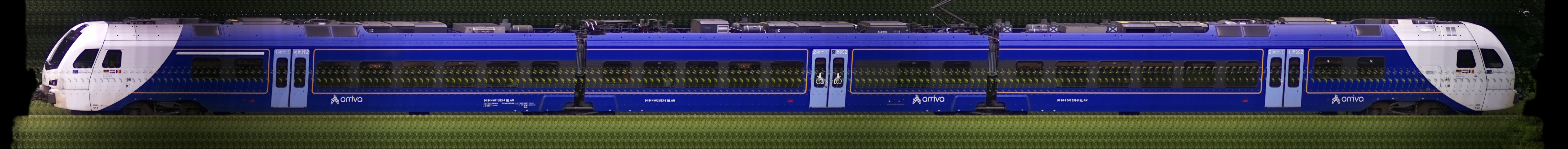 There should be a train photo here :'(