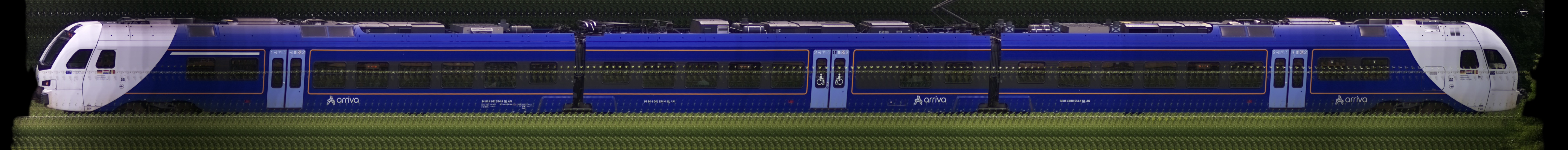 There should be a train photo here :'(