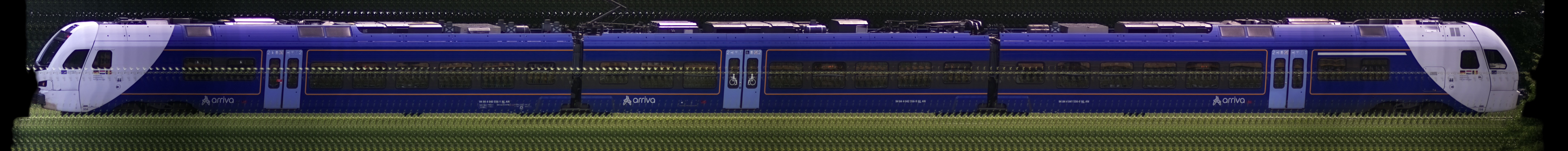 There should be a train photo here :'(