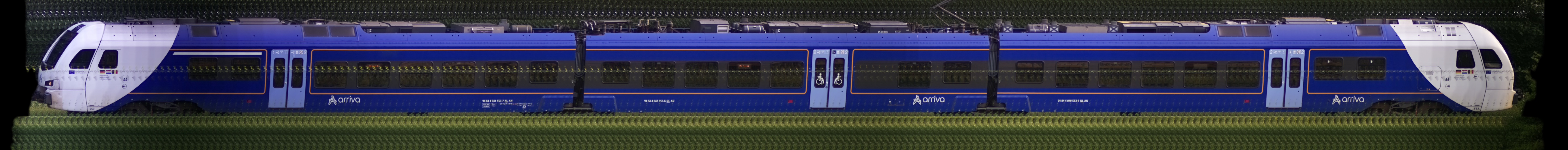 There should be a train photo here :'(