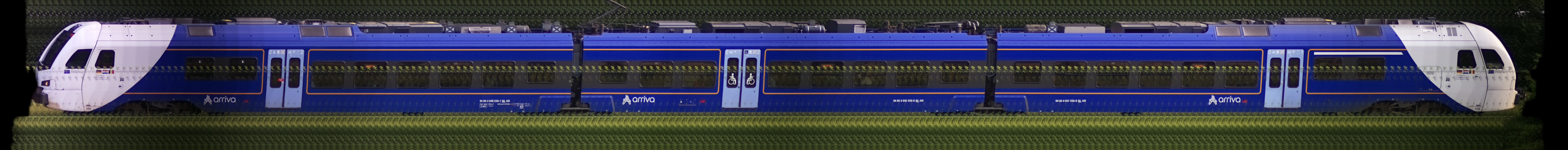 There should be a train photo here :'(