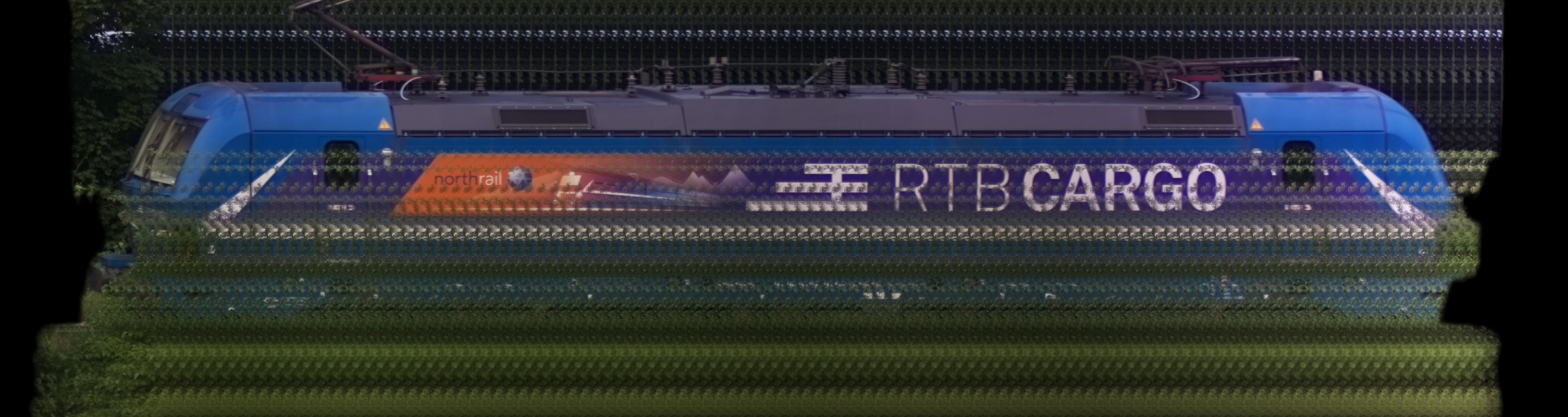 There should be a train photo here :'(