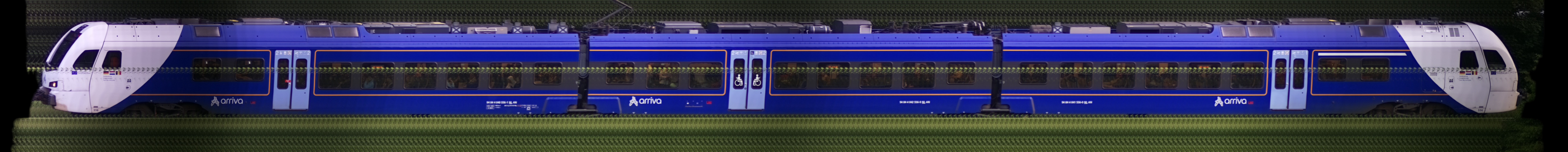There should be a train photo here :'(