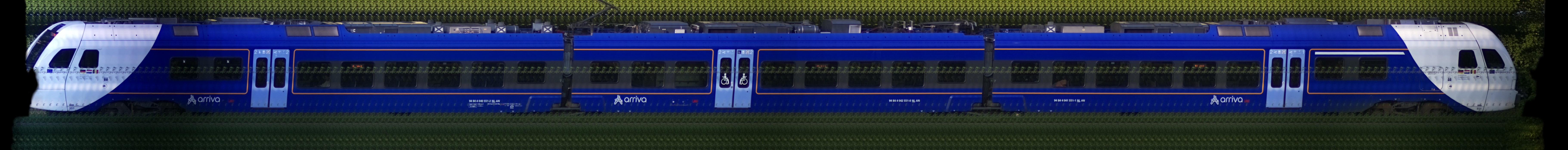 There should be a train photo here :'(