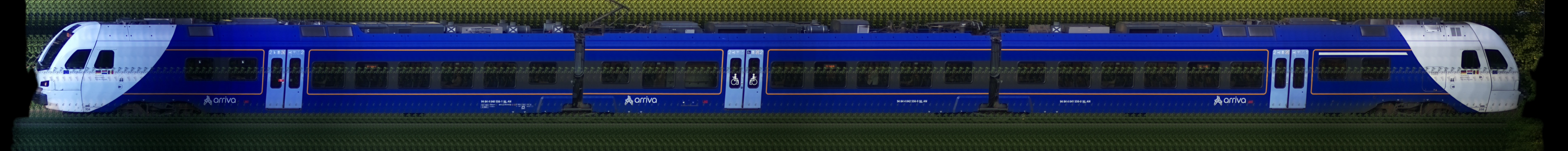 There should be a train photo here :'(