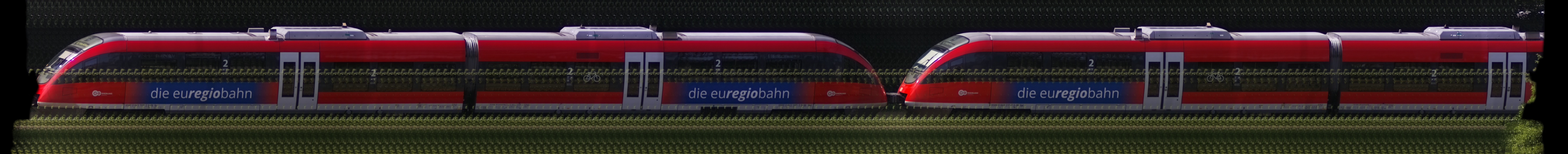 There should be a train photo here :'(