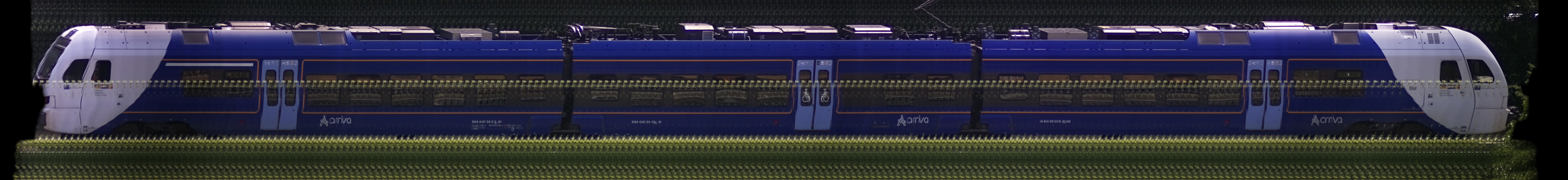 There should be a train photo here :'(