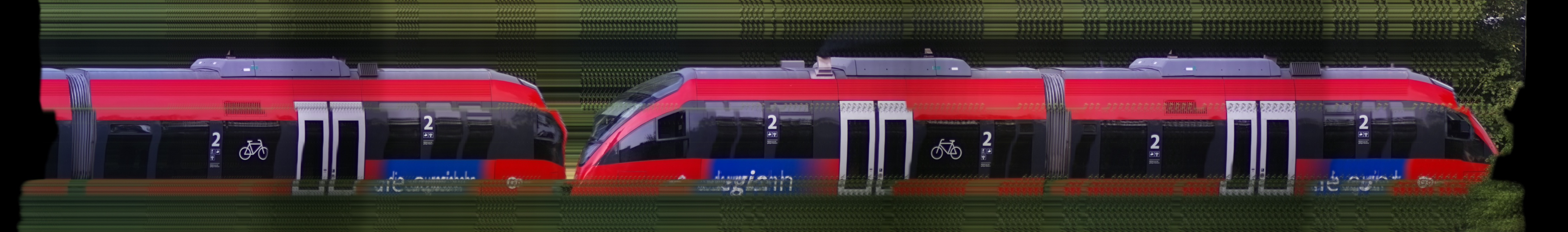 There should be a train photo here :'(