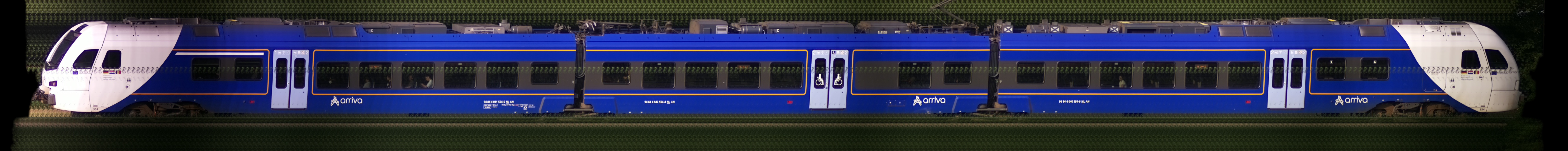There should be a train photo here :'(