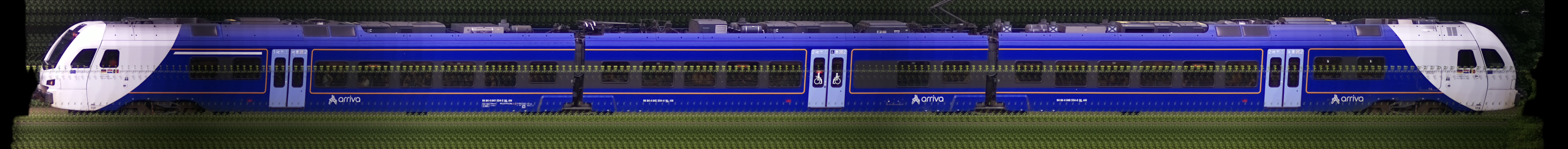 There should be a train photo here :'(