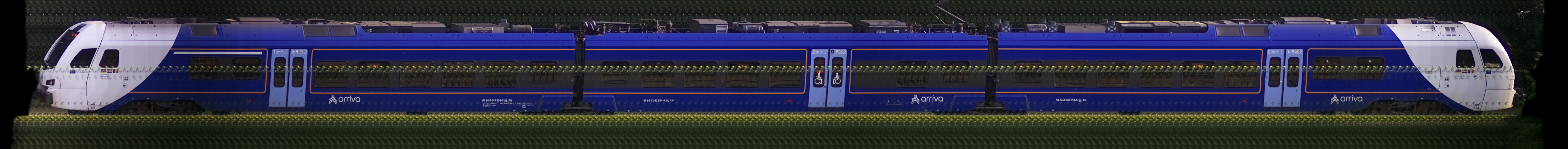 There should be a train photo here :'(