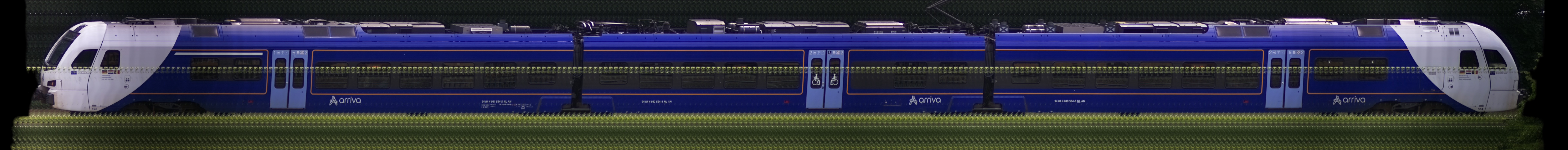 There should be a train photo here :'(