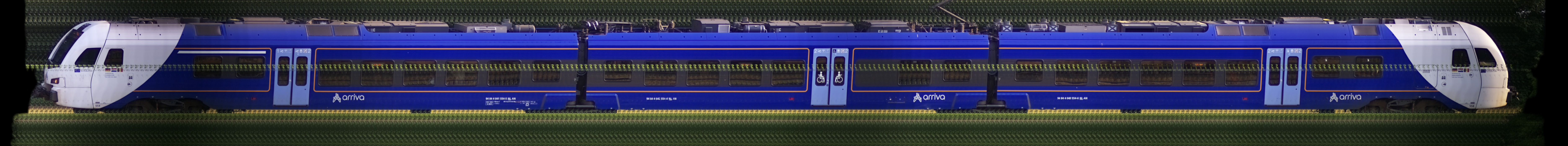 There should be a train photo here :'(