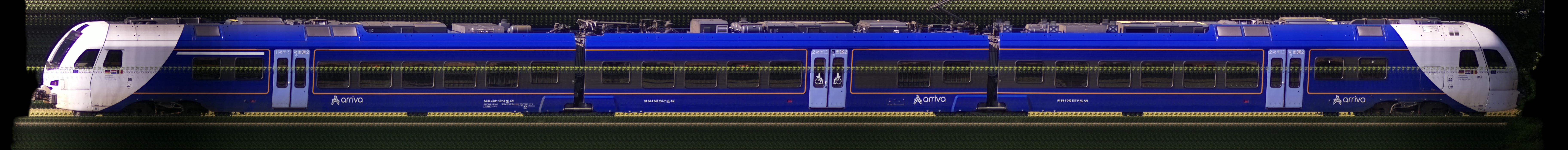 There should be a train photo here :'(