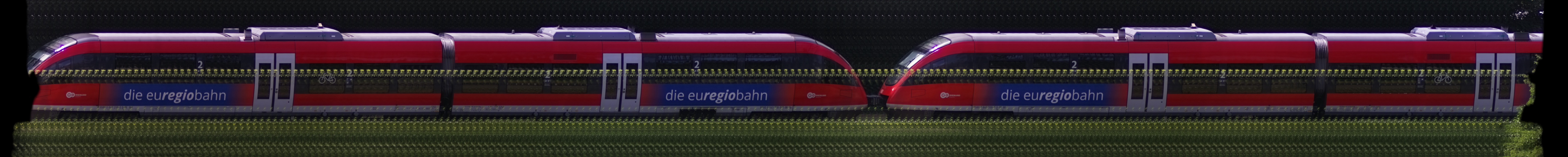 There should be a train photo here :'(