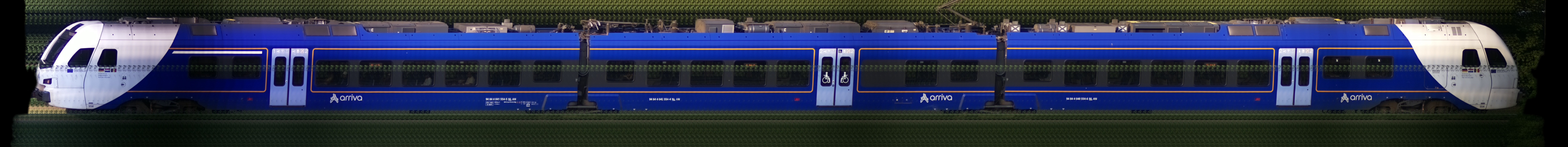 There should be a train photo here :'(