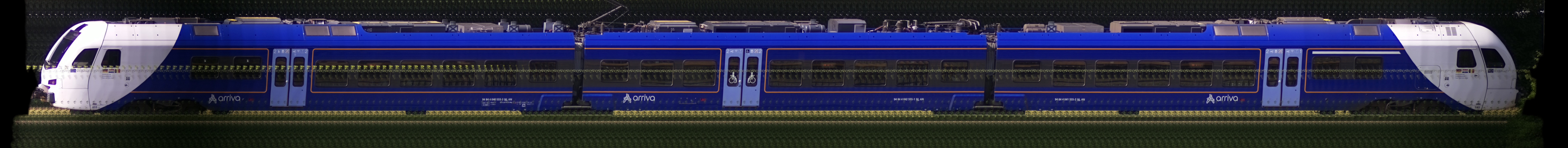 There should be a train photo here :'(