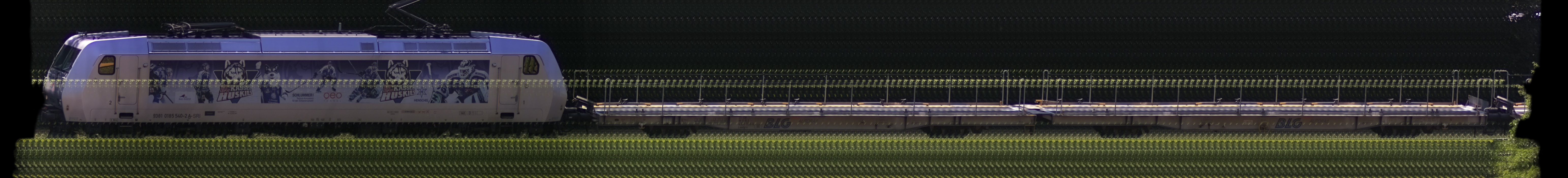 There should be a train photo here :'(